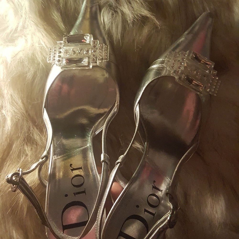 shoes - Picture 4 of 4